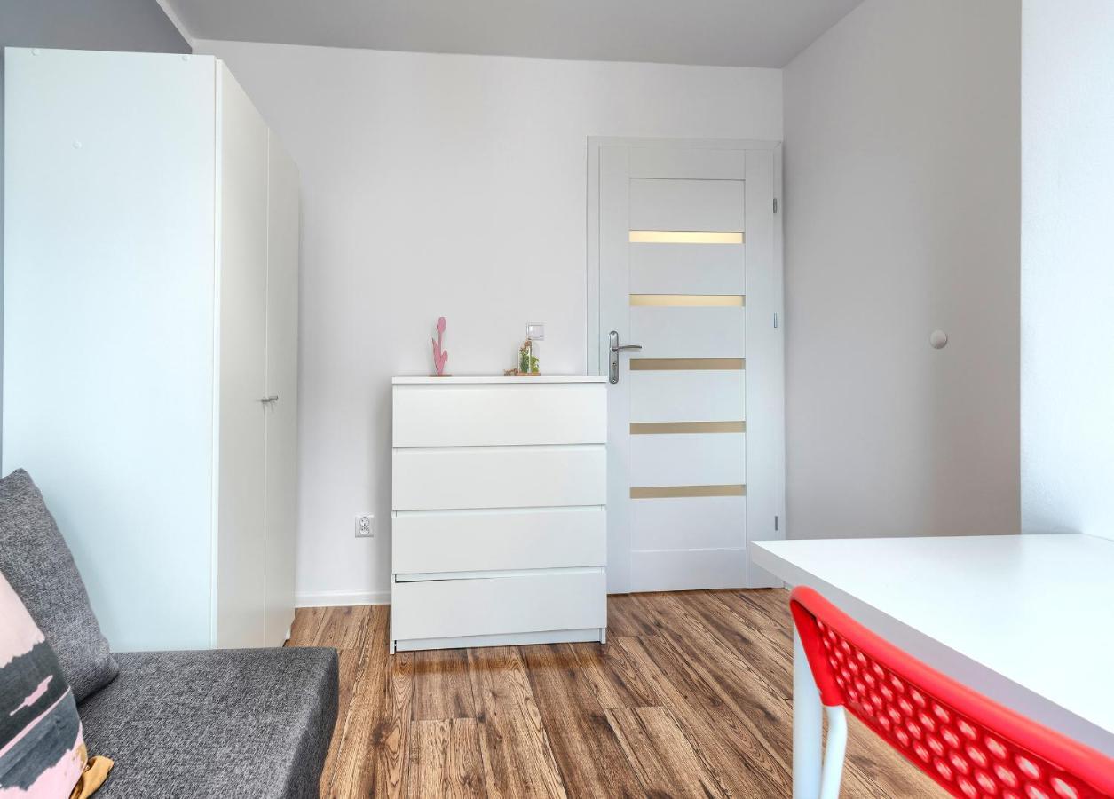 Apartamento Pokoje Gdansk Zabianka - Bitwy Oliwskiej 15 Exterior foto
