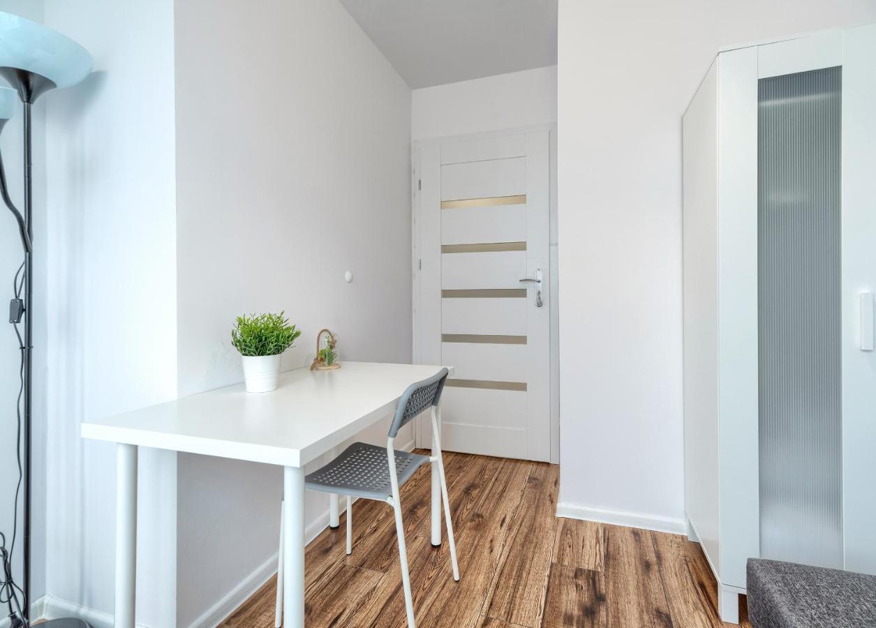 Apartamento Pokoje Gdansk Zabianka - Bitwy Oliwskiej 15 Exterior foto